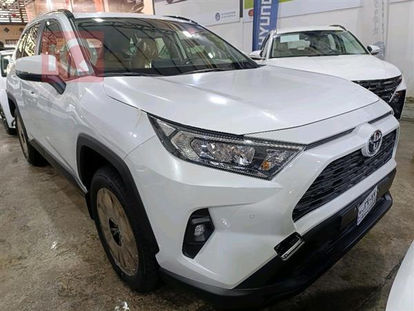 Toyota for sale in Iraq